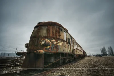 outsidre - Orient Express (2016) http://angelique.brunas.nl/urbex-orient-express/
#p...