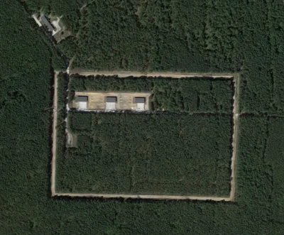 repiv - Ktoś wie co to za ośrodek w lesie koło Marzysza? 

https://www.google.pl/ma...