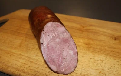 h.....l - @emipk505: Każdy pies lubi krakowską