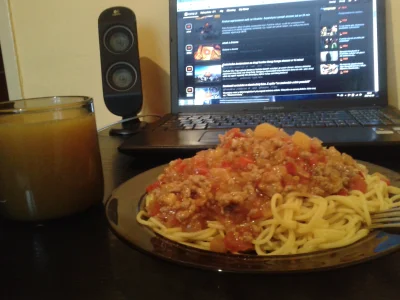 Standard - #pokazobiad #studbaza #tworczoscwlasna
Moje pierwsze samodzielne spaghett...