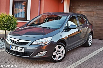 meetom - @mmenelica: Opel Astra J
Dziś w sumie wygląda już dość powszechnie, ale des...