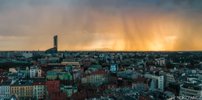giebeka - Wczorajszy deszcz nadciągający nad Wrocław.
#sakowisz #fotografia #wroclaw...