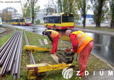mroz3 - Do końca listopada potrwa wymiana szyn i podkładów na pętli tramwajowej Tarno...
