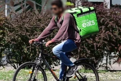 Ejdolf - Wolimy tych. Przynajmniej jeżdzą rowerami. Hindusi za Słoików postulat 2019.