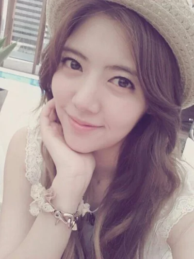 K.....o - #yoonhye #rainbow 

#koreankanadobranoc