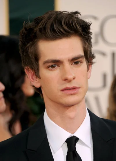 DywanTv - @Izabela_Wokulska: Trochę jak Andrew Garfield. Wiecznie młody. (pic rel ma ...