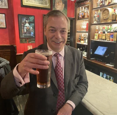 plackojad - Pan Farage już świętuje ( ͡° ͜ʖ ͡°)
https://twitter.com/Nigel_Farage/sta...