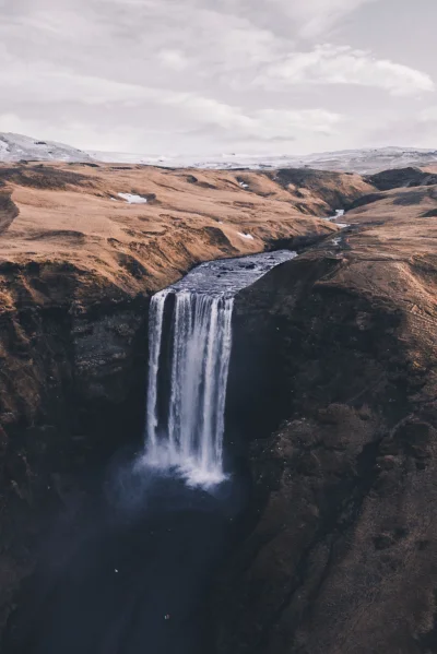 WaniliowaBabeczka - Wodospad Skógafoss, Islandia.
Merlin Kafka
#earthporn #wodospady