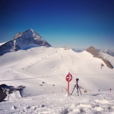 mordzia - Taka pogoda na stoku mogłaby być zawsze. Hintertux wczoraj :).



#narty #s...