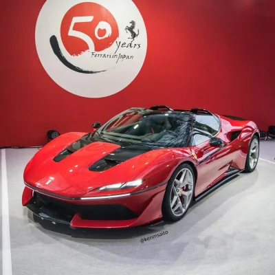 autogenpl - Ferrari J50 na żywo z wczorajszej premiery w Tokio. To limitowany do dzie...