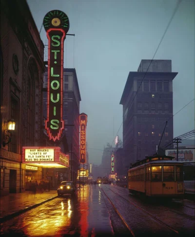 M.....a - Grand Avenue Theater, 1944 r., Russell Froelich

#fotografia #starezdjeci...