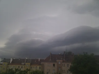 Aydyn - Idzie #burza z gradem 

#szczecin #chmuryboners
