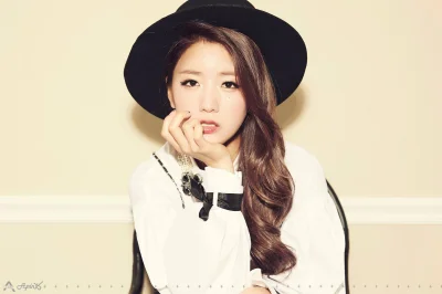 K.....o - #bomi #apink 

#koreanka