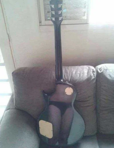 s.....e - Ile mogę dostać za taką gitarę?

#heheszki