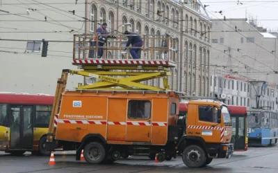 Reepo - Halo halo, godzina opóźnienia z mojej strony (większe opóźnienie niż MPK), o ...