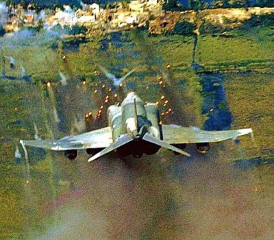 Sandman - #sprzetwojenny

McDonnell Douglas F-4 Phantom II, samolot bombowo-myśliws...