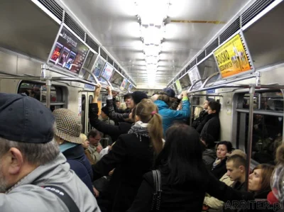 S.....n - @Oczy_Kobry: "Morose: The metro in Warsaw, where commuters look glum and th...