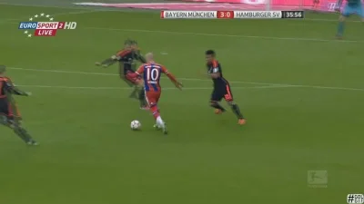 skrzypek08 - Robben vs HSV 3:0
Inne ujęcie tutaj.
#golgif #mecz #bramkaroku2015