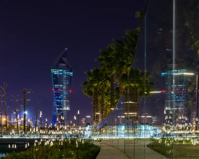 kelois - Al Shaheed Park - w tle Al Tijaria Tower
Sony a6000 + Sigma 30mm 1.4 @ f8 /...