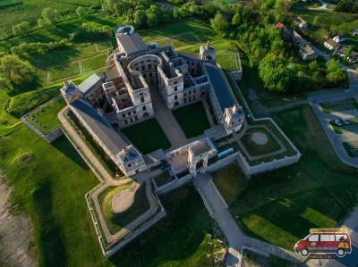 MG78 - Zamek Krzyżtopór w Ujeździe to jedne z najciekawszych ruin w Polsce. Zamek, a ...