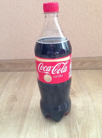 Familiar - Jedyna prawilna Coca Cola. Perfekcyjna do drinków, na zimno, z cytrynką, w...