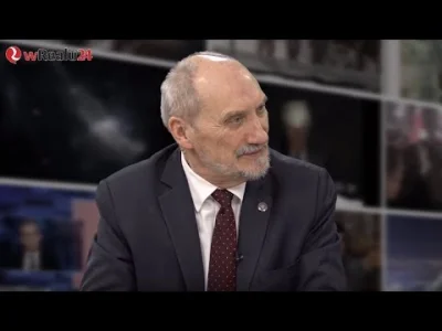 P.....w - Macierewicz zjadł Szlachtowicza. Wszedł jak do #tvpis, jeszcze domaga się p...