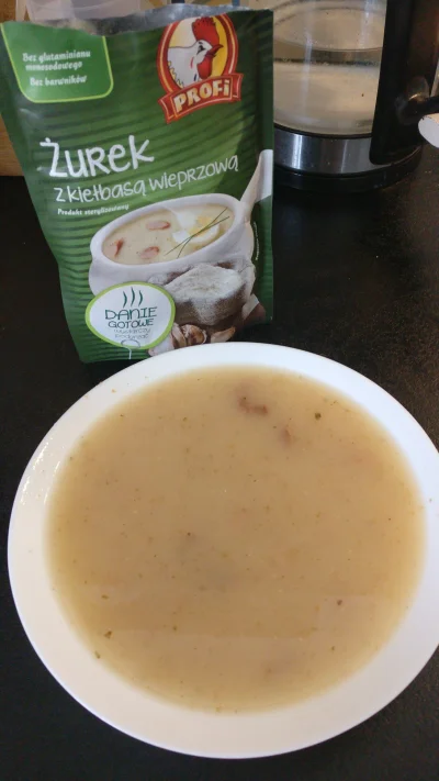 GKC_ - Testuję zupę z polecenia @GlebakurfaRutkowskiPatrol #zupa #bezchlebkasienienaj...