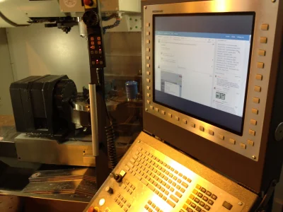 pini000 - #mojdzienwpracy 

Programista-operator 5-osiowego centrum obróbczego #cnc...