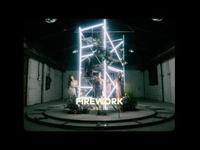 XKHYCCB2dX - Laboum - Fireworks MV
#koreanka #laboum #kpop