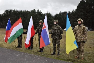 BaronAlvon_PuciPusia - Tak to wygląda. 

20 listopada 2015 r. na płycie lotniska Zie...