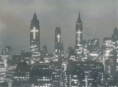 L.....e - Manhattan, Nowy Jork, Wielkanoc w 1956. Dziś byłoby to niemożliwe.

#foto...