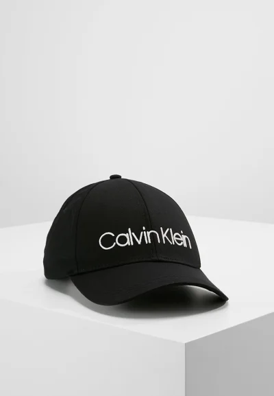 EmilZ - Siema jakieś opinie o czapkach calvin klein? Jakościowo są dobre? 
#streetwe...