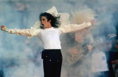 8.....7 - Tak bardzo chciałbym móc posłuchać Michaela Jacksona na żywo (╯︵╰,) "Thrill...