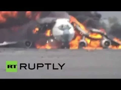 tmb28 - Rosyjski samolot transportowy zniszczony przez siły Arabii Saudyjskiej w Jeme...