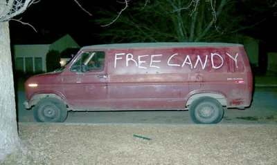 Opornik - Żadna ofiara nie napisała "FREE CANDY"?