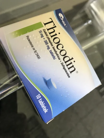 v.....o - Podobno gimbusy tym się narkotyzują, a ja leczę kaszel. Kto jest lepszy? #g...