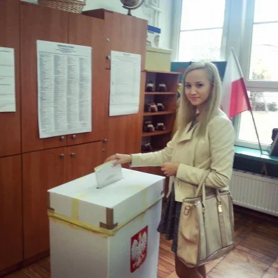 f.....d - Króliczek już zagłosował, a Ty? #paulinamatuszewska #wybory #ladnapani