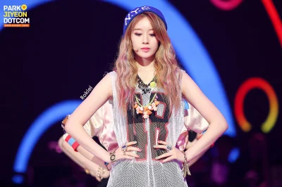 K.....o - #jiyeon #tiara #tara 

#koreanka