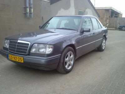 BySpeedy - Kto chętny na takie w124 z Holandii? 200euro i jest wasz.

#mercedes #w201...