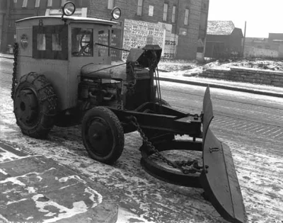 N.....h - Odśnieżarka Jefferson Transport Company.
#fotohistoria #minneapolis #lata3...