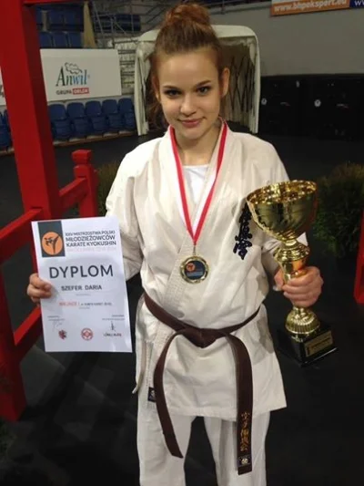 lord_mln - Daria Szefer czyli zeszłoroczna multimedalistka w Kyokushin Karate. Zdobył...