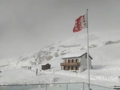 Sergiew - Pogoda nie dopisala, ale i tak było zajebiście !
#szwajcaria #gory #zima