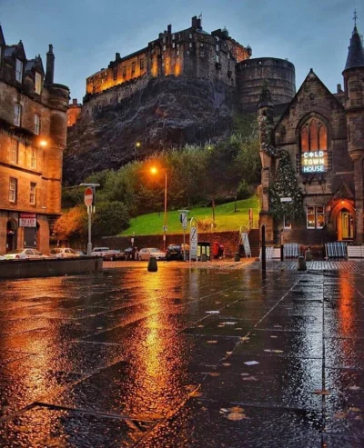 Castellano - Zamek w Edynburgu. Szkocja
foto: rmarr.photos
#fotografia #zameknadzis...