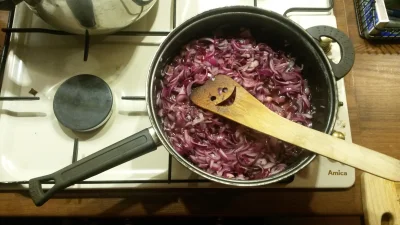 reventon - Mirki, robię konfiture z cebuli. prawilnie?

#gotujzwykopem #heheszki #c...