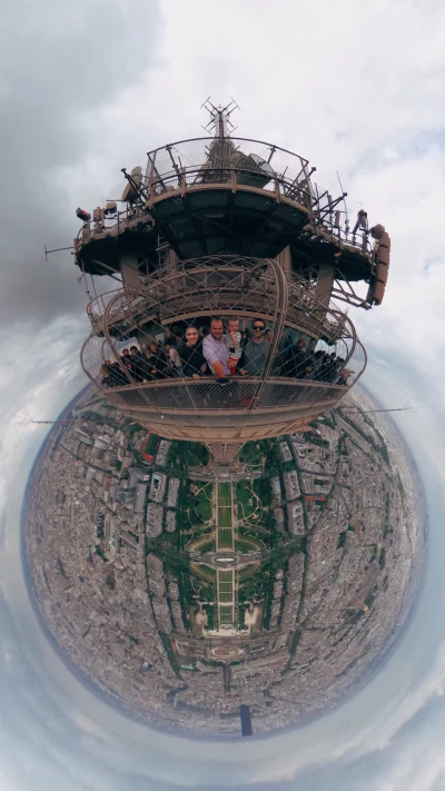 j.....n - #ciekawostki #wiezaeiffla #paryz
#zdjecia

Zdjęcie z Wieży Eiffle'a, 360...