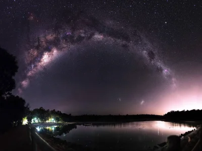 Zdejm_Kapelusz - Droga Mleczna nad zachodnią Australią.

#fotografia #earthporn #ko...