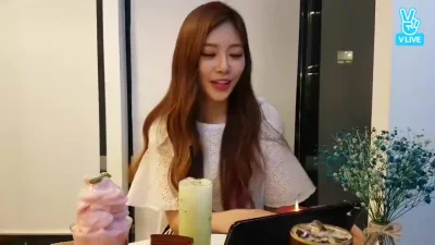 XKHYCCB2dX - #jiu #dreamcatcher 
#koreanka #gif