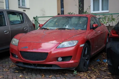 depcioo - Prawdopodobnie opuszczona, Mazda rx8, Warszawa.
#motoryzacja #samochody #op...
