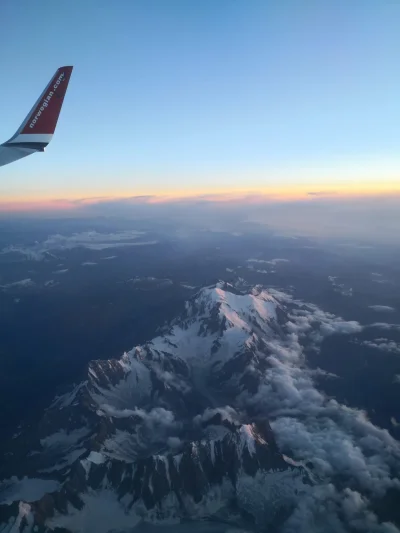 Ricken - Mireczki, polecam lot nad alpami. Na zdjęciu Mount Blanc. #earthporn