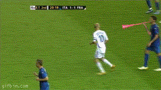 k.....v - @MrocznyBrokul: i wtedy pojawia się Zidane